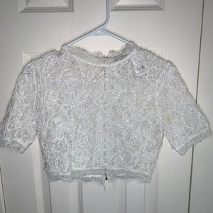 New white lace crop top / blouse